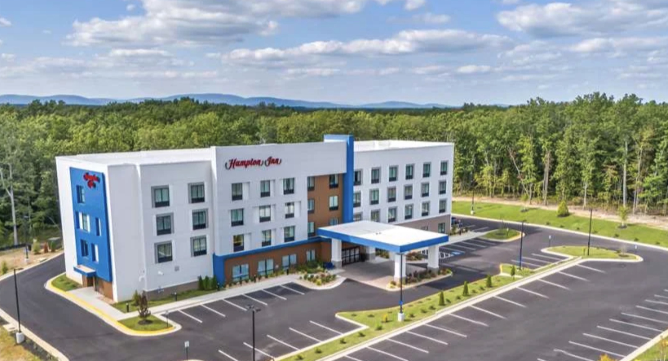 Hampton Inn Zion Crossroads